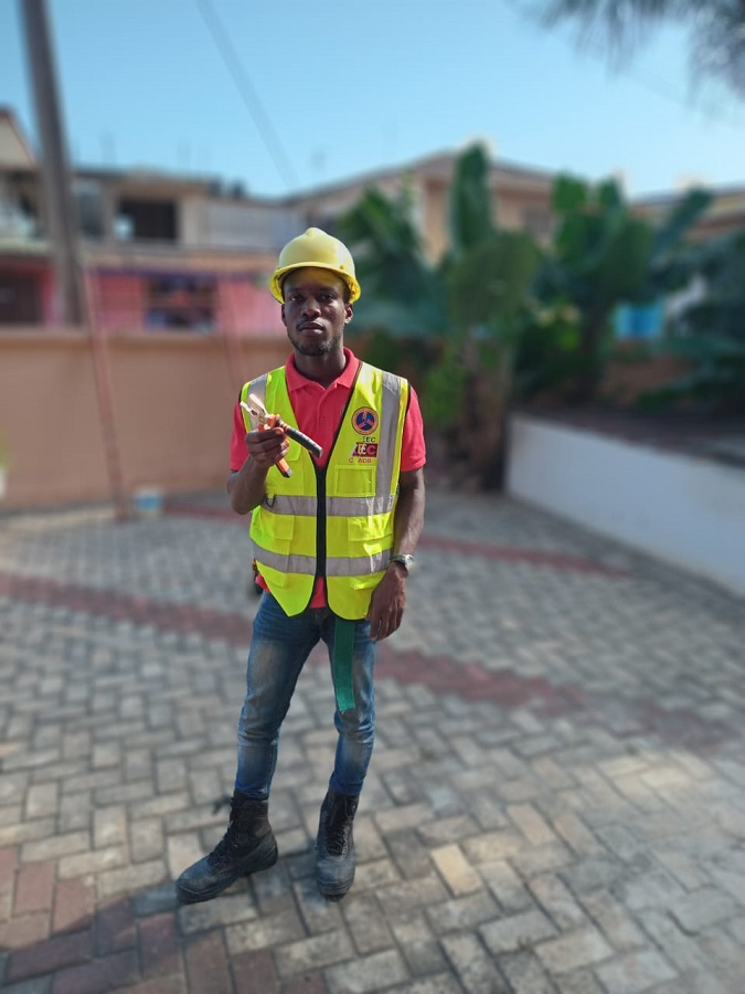 Senior Electrician